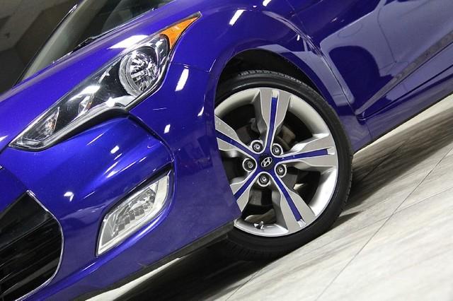 New-2012-Hyundai-Veloster