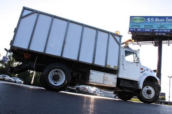 New-1997-International-4900-Chipper-Dump-Truck