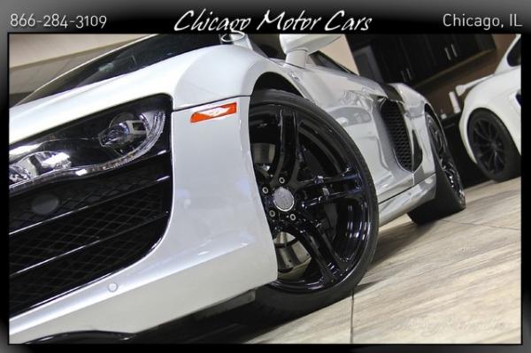 Used 2010 Audi R8 5.2L V10 Quattro 5.2 quattro for sale Sold at Chicago Motor Cars in West Chicago IL 60185 5
