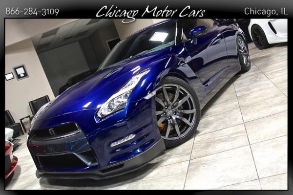 Used 2013 Nissan GT-R Premium Black Edition for sale Sold at Chicago Motor Cars in West Chicago IL 60185 6