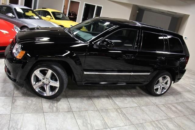 New-2008-Jeep-Grand-Cherokee-SRT-8