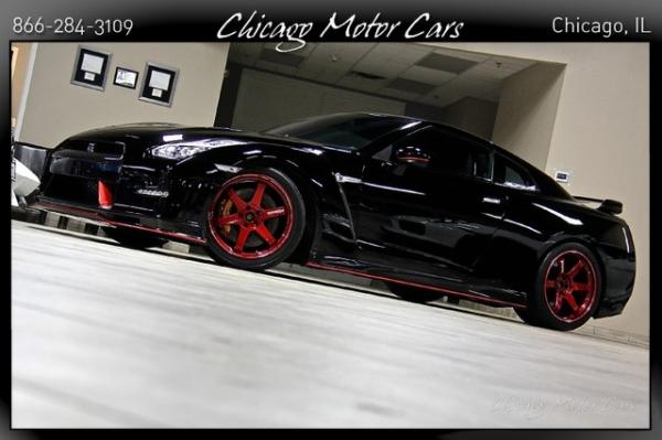 Used 2009 Nissan GT-R Premium Premium for sale Sold at Chicago Motor Cars in West Chicago IL 60185 2