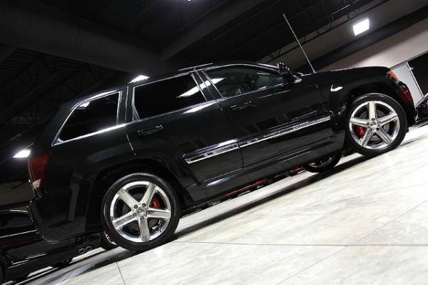 New-2010-Jeep-Grand-Cherokee-SRT-8-SRT8