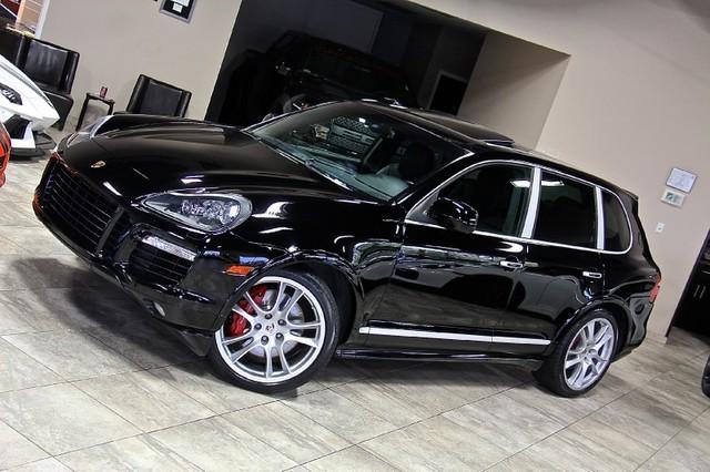 New-2010-Porsche-Cayenne-Turbo-S