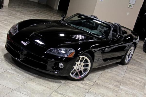 New 2003 Dodge Viper SRT-10 SRT-10 for sale Sold at Chicago Motor Cars in West Chicago IL 60185 6
