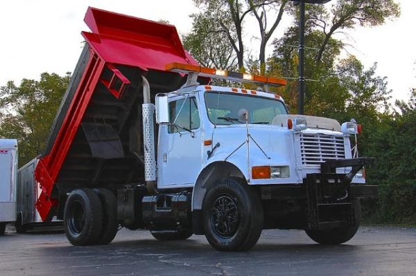 New-1997-International-4900-Medium-Duty-Dump