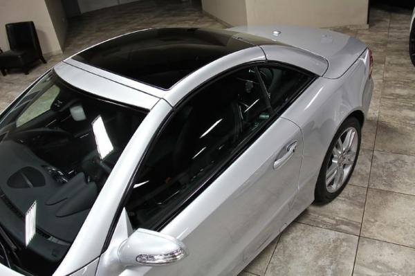 New 2008 Mercedes-Benz SL550 for sale Sold at Chicago Motor Cars in West Chicago IL 60185 3