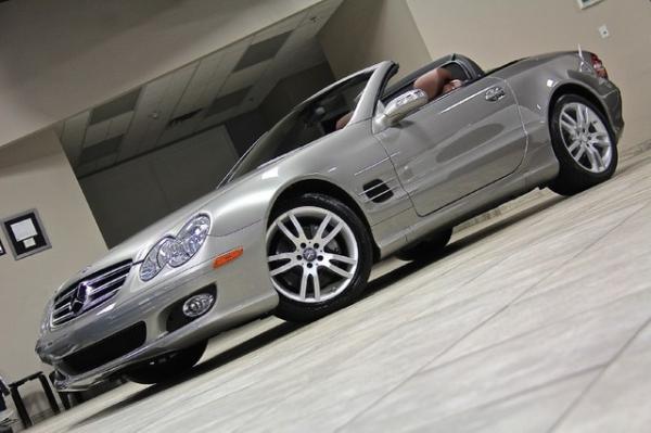 New 2007 Mercedes-Benz SL550 SL550 for sale Sold at Chicago Motor Cars in West Chicago IL 60185 4
