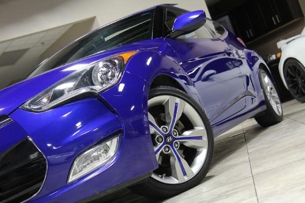 New-2012-Hyundai-Veloster