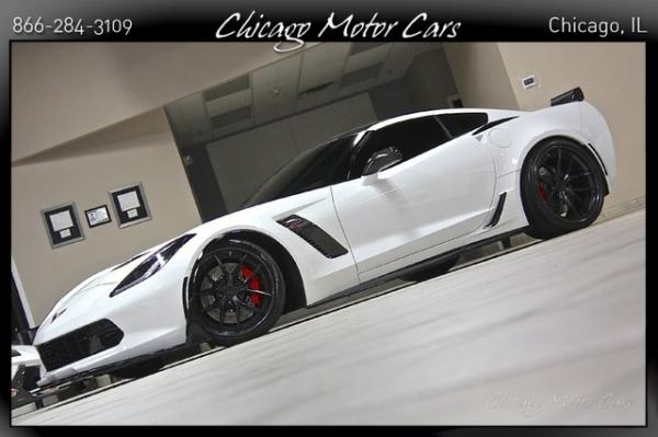 Used 2015 Chevrolet Corvette Z06 3LZ Z06 for sale Sold at Chicago Motor Cars in West Chicago IL 60185 2