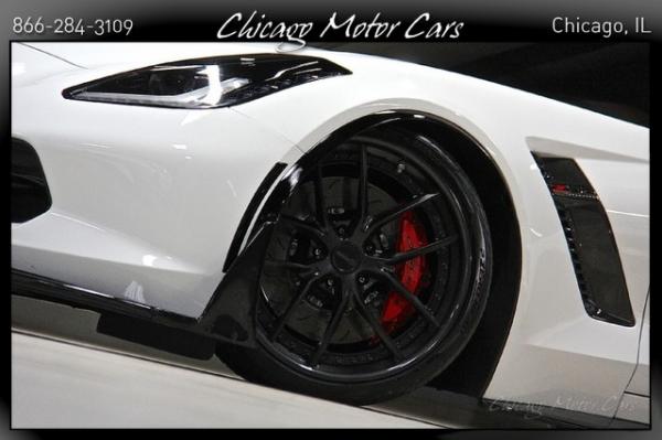 Used 2015 Chevrolet Corvette Z06 3LZ Z06 for sale Sold at Chicago Motor Cars in West Chicago IL 60185 6