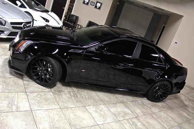 New-2009-Cadillac-CTS-V