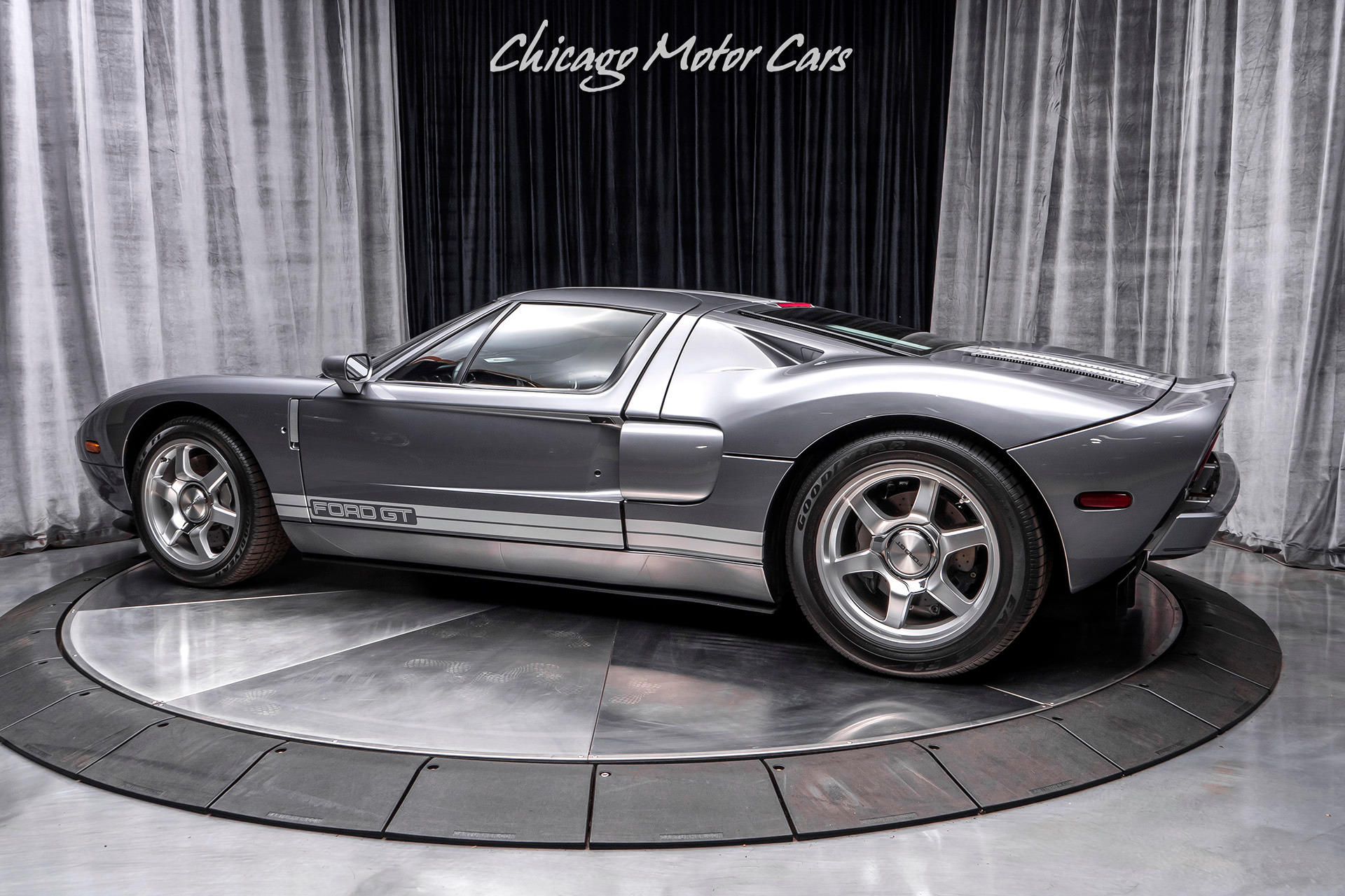 Used-2006-Ford-GT-Coupe-1-OF-541-TUNGSTEN-GREY-METALLIC-ONLY-5K-MILES