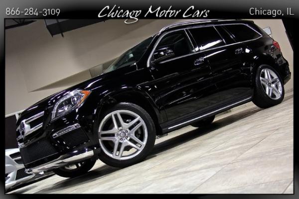 Used 2015 Mercedes-Benz GL550 4-Matic GL550 for sale Sold at Chicago Motor Cars in West Chicago IL 60185 2