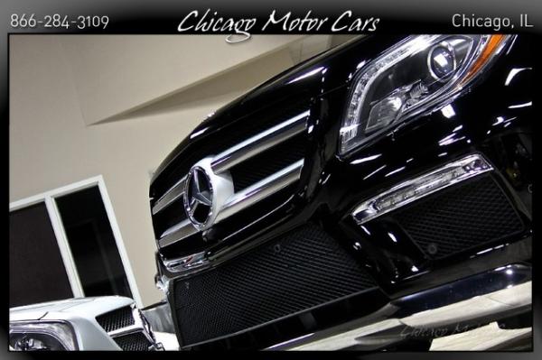 Used 2015 Mercedes-Benz GL550 4-Matic GL550 for sale Sold at Chicago Motor Cars in West Chicago IL 60185 5