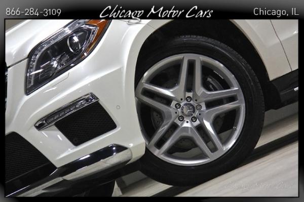 Used 2015 Mercedes-Benz GL550 4 Matic GL550 for sale Sold at Chicago Motor Cars in West Chicago IL 60185 3