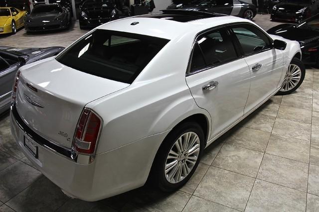 New-2013-Chrysler-300C-AWD