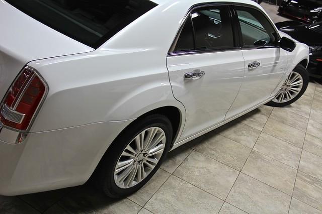 New-2013-Chrysler-300C-AWD