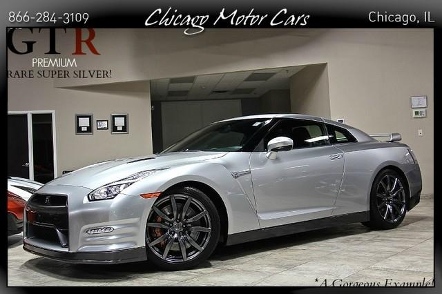 Used 2015 Nissan GT-R Premium for sale Sold at Chicago Motor Cars in West Chicago IL 60185 1