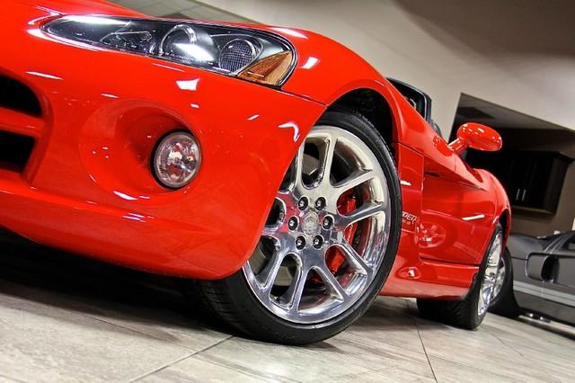 New-2004-Dodge-Viper-SRT10