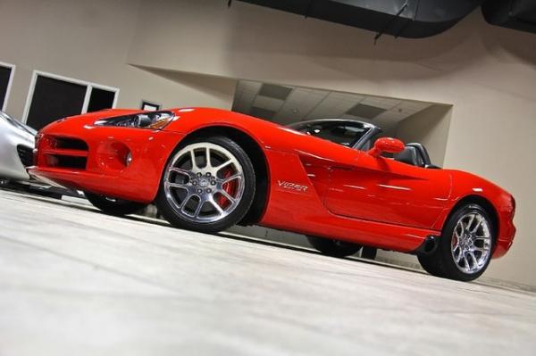 New 2004 Dodge Viper SRT10 for sale Sold at Chicago Motor Cars in West Chicago IL 60185 4