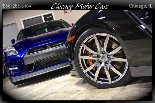Used 2014 Nissan GT-R Premium for sale Sold at Chicago Motor Cars in West Chicago IL 60185 5