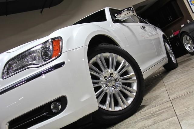 New-2013-Chrysler-300C-AWD-C