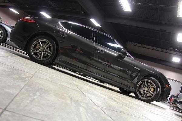 New-2010-Porsche-Panamera-4S