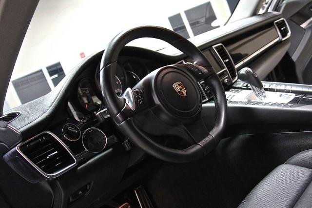 New-2010-Porsche-Panamera-4S