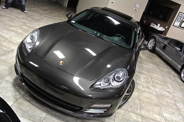 New-2010-Porsche-Panamera-4S