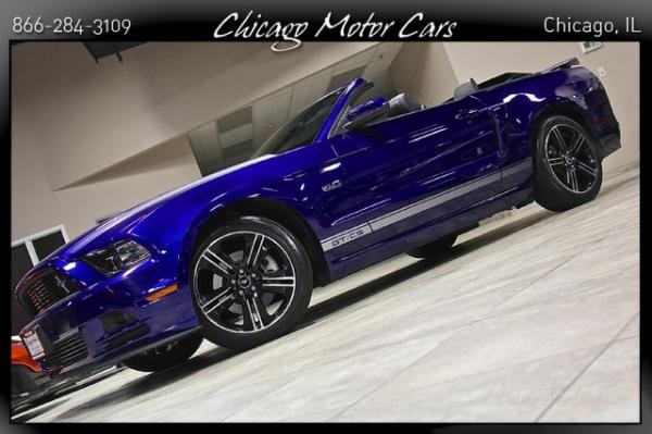 New 2013 Ford Mustang GT Premium California Sp for sale Sold at Chicago Motor Cars in West Chicago IL 60185 3