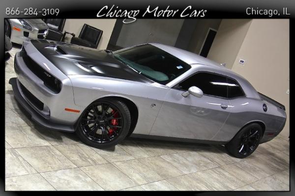 Used 2015 Dodge Challenger SRT Hellcat SRT Hellcat for sale Sold at Chicago Motor Cars in West Chicago IL 60185 2