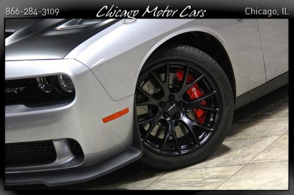 Used 2015 Dodge Challenger SRT Hellcat SRT Hellcat for sale Sold at Chicago Motor Cars in West Chicago IL 60185 3