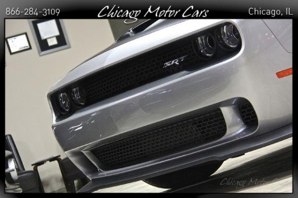 Used 2015 Dodge Challenger SRT Hellcat SRT Hellcat for sale Sold at Chicago Motor Cars in West Chicago IL 60185 4