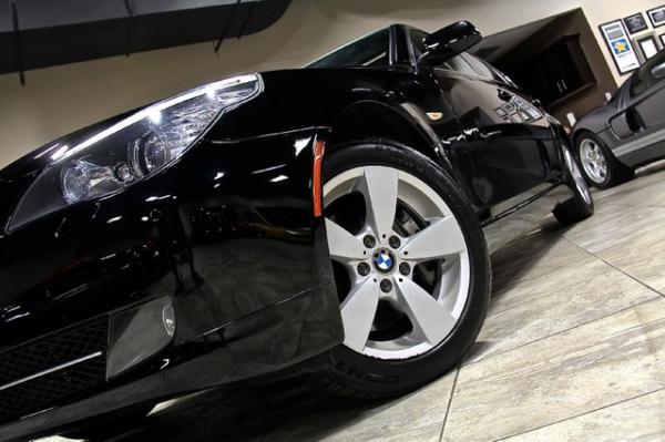 New 2008 BMW 528xi AWD for sale Sold at Chicago Motor Cars in West Chicago IL 60185 4
