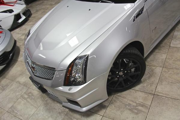 New-2011-Cadillac-CTS-V