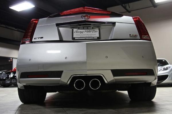 New-2011-Cadillac-CTS-V