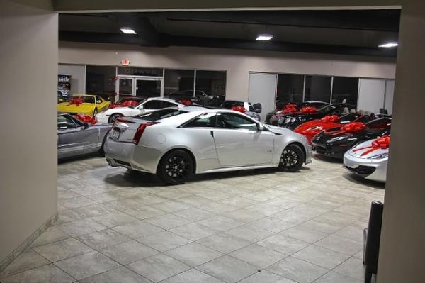 New-2011-Cadillac-CTS-V