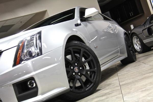 New-2011-Cadillac-CTS-V