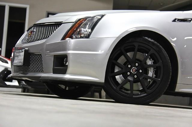 New-2011-Cadillac-CTS-V