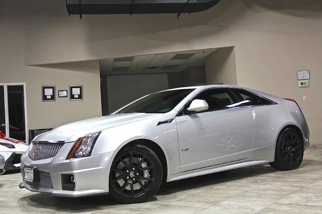 New-2011-Cadillac-CTS-V