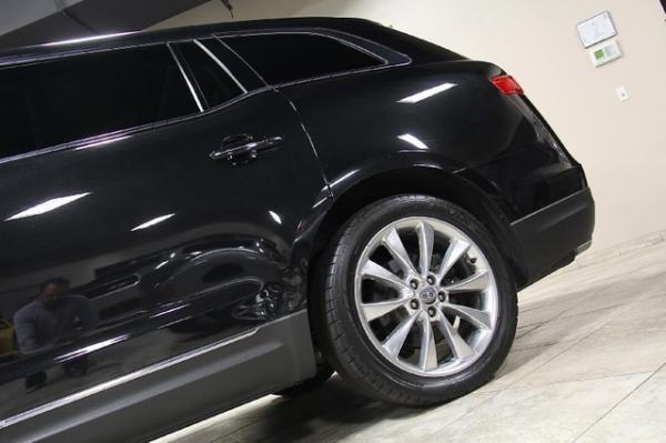 New-2010-LINCOLN-MKT-wEcoBoost-AWD