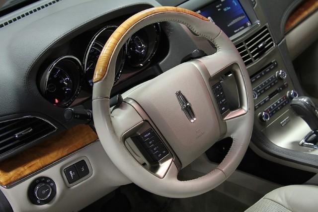 New-2010-LINCOLN-MKT-wEcoBoost-AWD