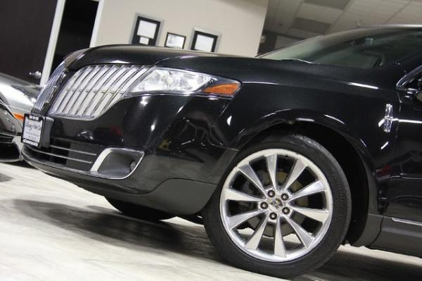 New 2010 LINCOLN MKT w/EcoBoost AWD for sale Sold at Chicago Motor Cars in West Chicago IL 60185 3