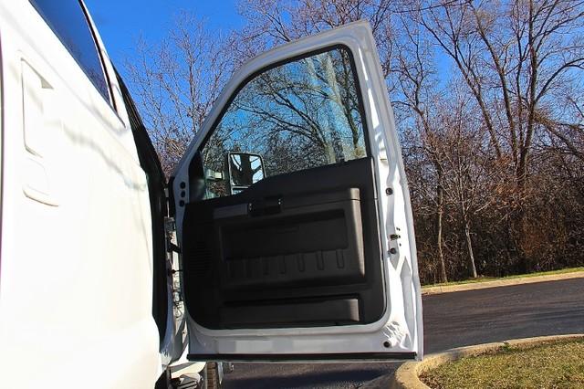 New-2012-Ford-Super-Duty-F450-DRW-Lariat