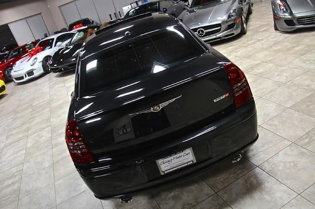 New-2006-Chrysler-300C-SRT8