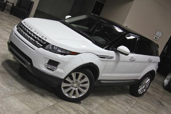 New 2014 Land Rover Range Rover Evoque Prestige Prestige for sale Sold at Chicago Motor Cars in West Chicago IL 60185 4