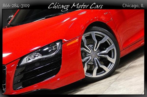 Used 2012 Audi R8 5.2L V10 Quattro 5.2 quattro for sale Sold at Chicago Motor Cars in West Chicago IL 60185 5