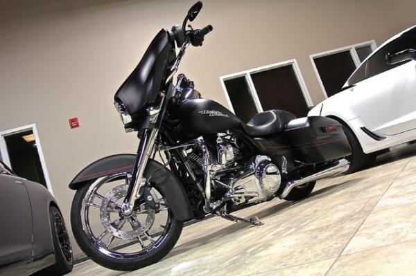 New 2014 Harley-Davidson Street Glide for sale Sold at Chicago Motor Cars in West Chicago IL 60185 2