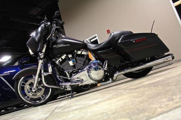 New 2014 Harley-Davidson Street Glide for sale Sold at Chicago Motor Cars in West Chicago IL 60185 5